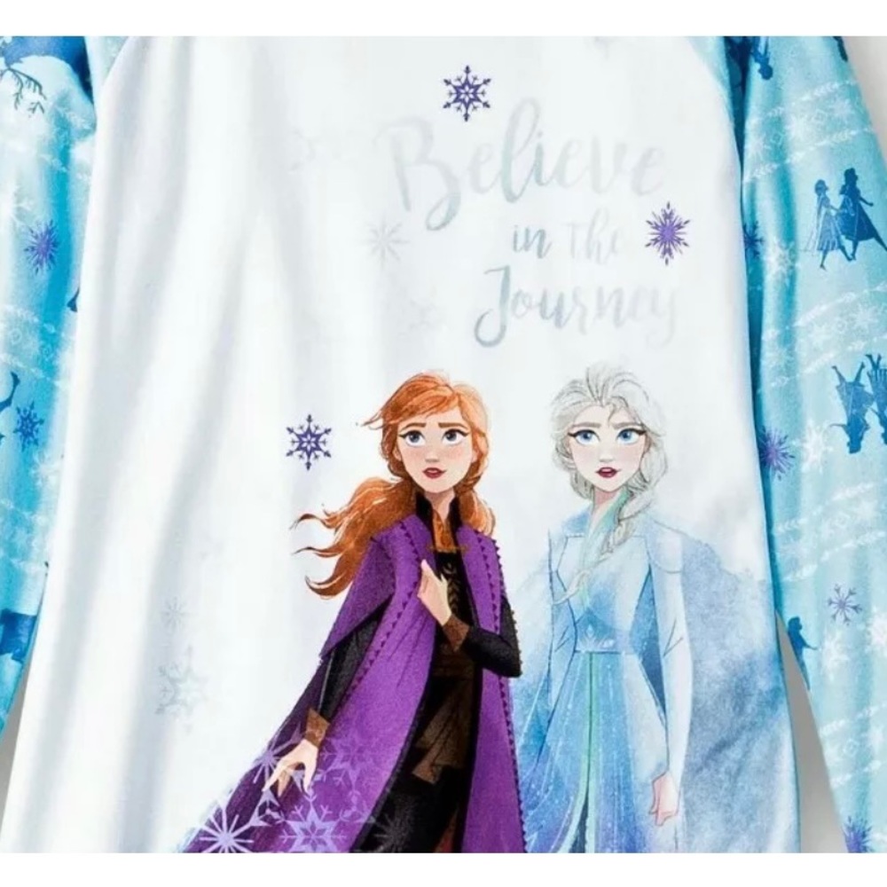 Frozen Anna & Elsa Flannel Pajama and Socks Set - Picture 2 of 4